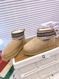 Picture of UGG Shoes _SKUUGGsz35-40ML092119768